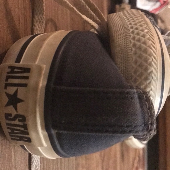 Converse - Picture 2 of 5